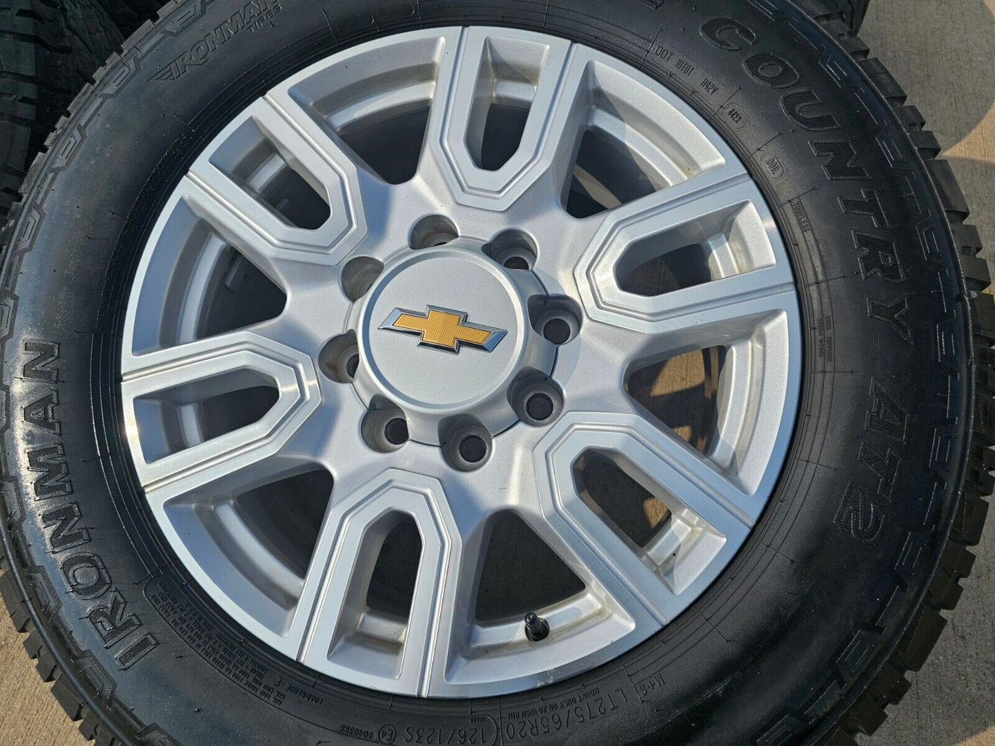 20" Chevy Silverado GMC Sierra AT4 2500 3500 OEM wheels rims 5950 tires