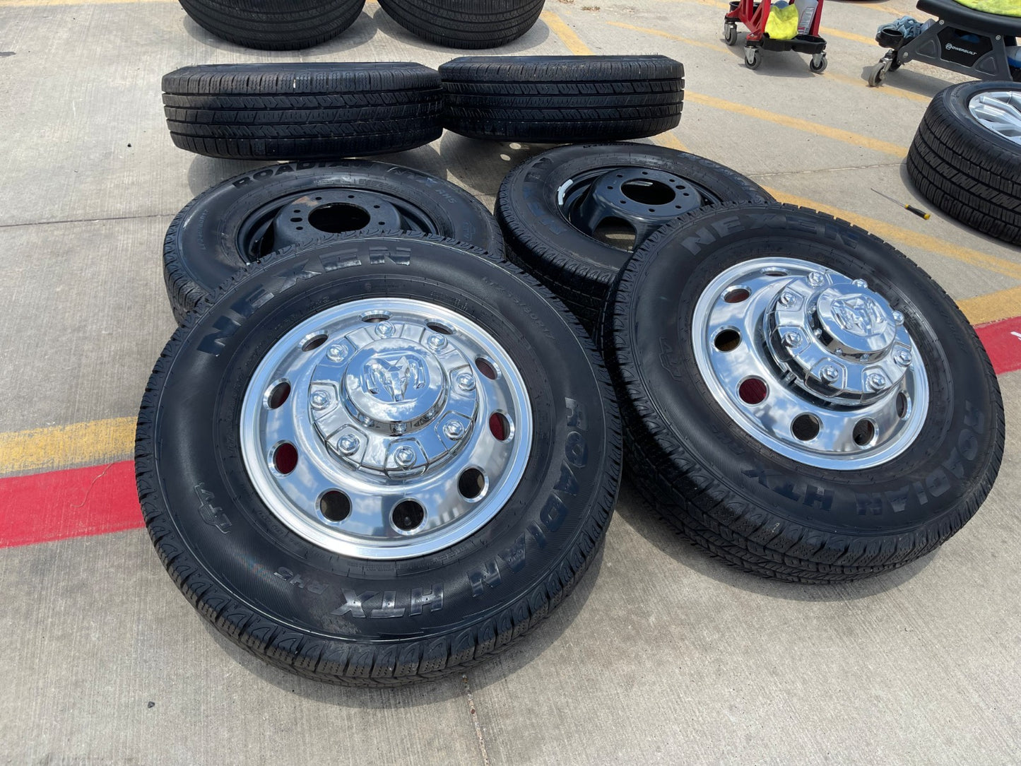 17" Dodge Ram 3500 Dually Laramie 8x200 wheels rims 2701 2702 OEM SET 2024 2025