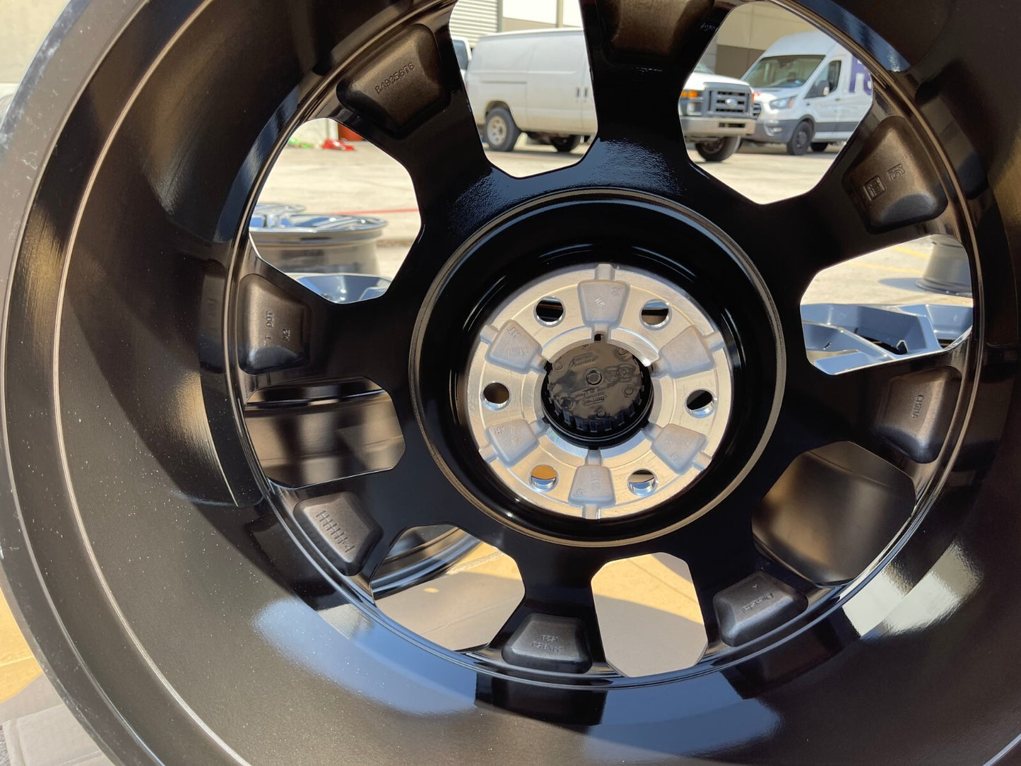 24" GMC Yukon Sierra Tahoe Cadillac Escalade OEM wheels rims 2025 2026 2027 NEW