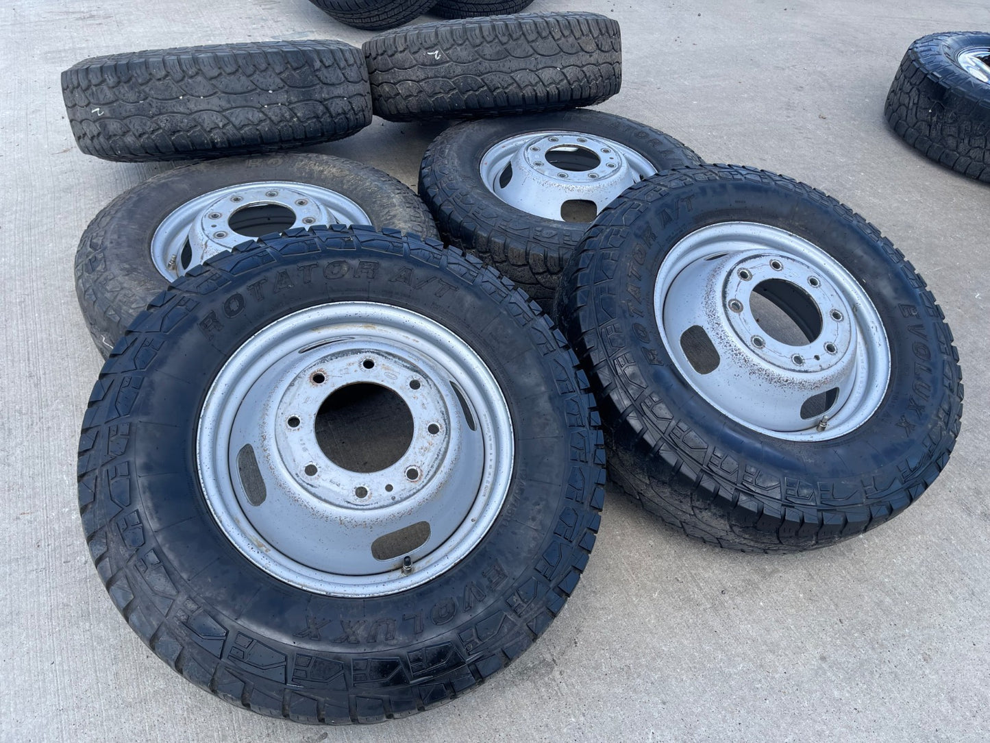 (6) 17" Ford F-350 Dually OEM rims wheels 3615 99016 tires SET A/T
