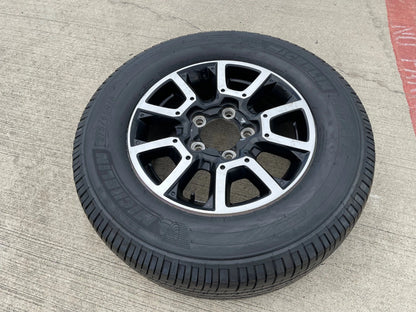 18" Toyota Tundra Sequoia TRD PRO black OEM wheel rim 5x150 tire spare 75157