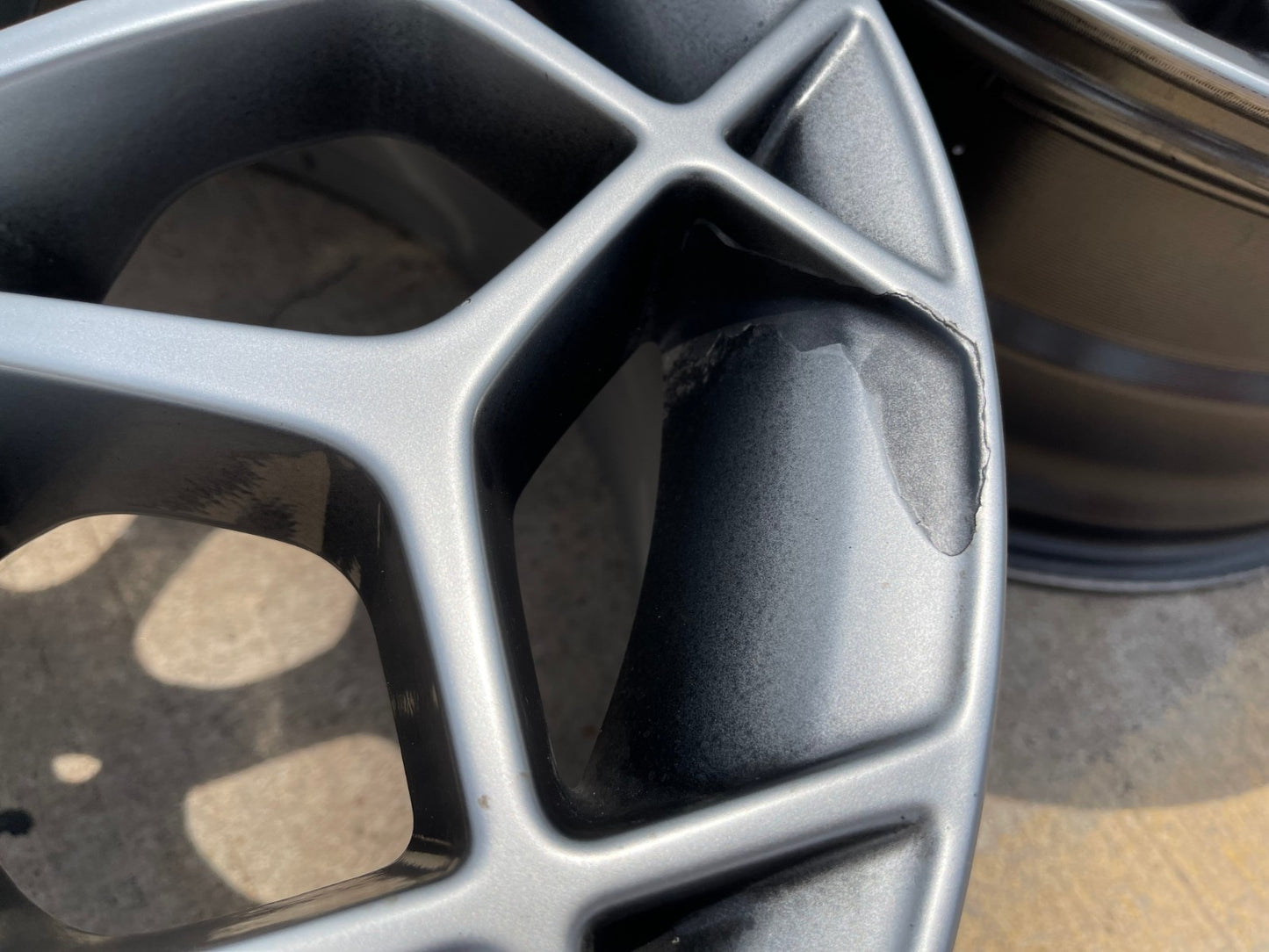 19" Hyundai Genesis G70 G80 G90 OEM 71015 wheel rim FRONT 2021 2022 2023 2024