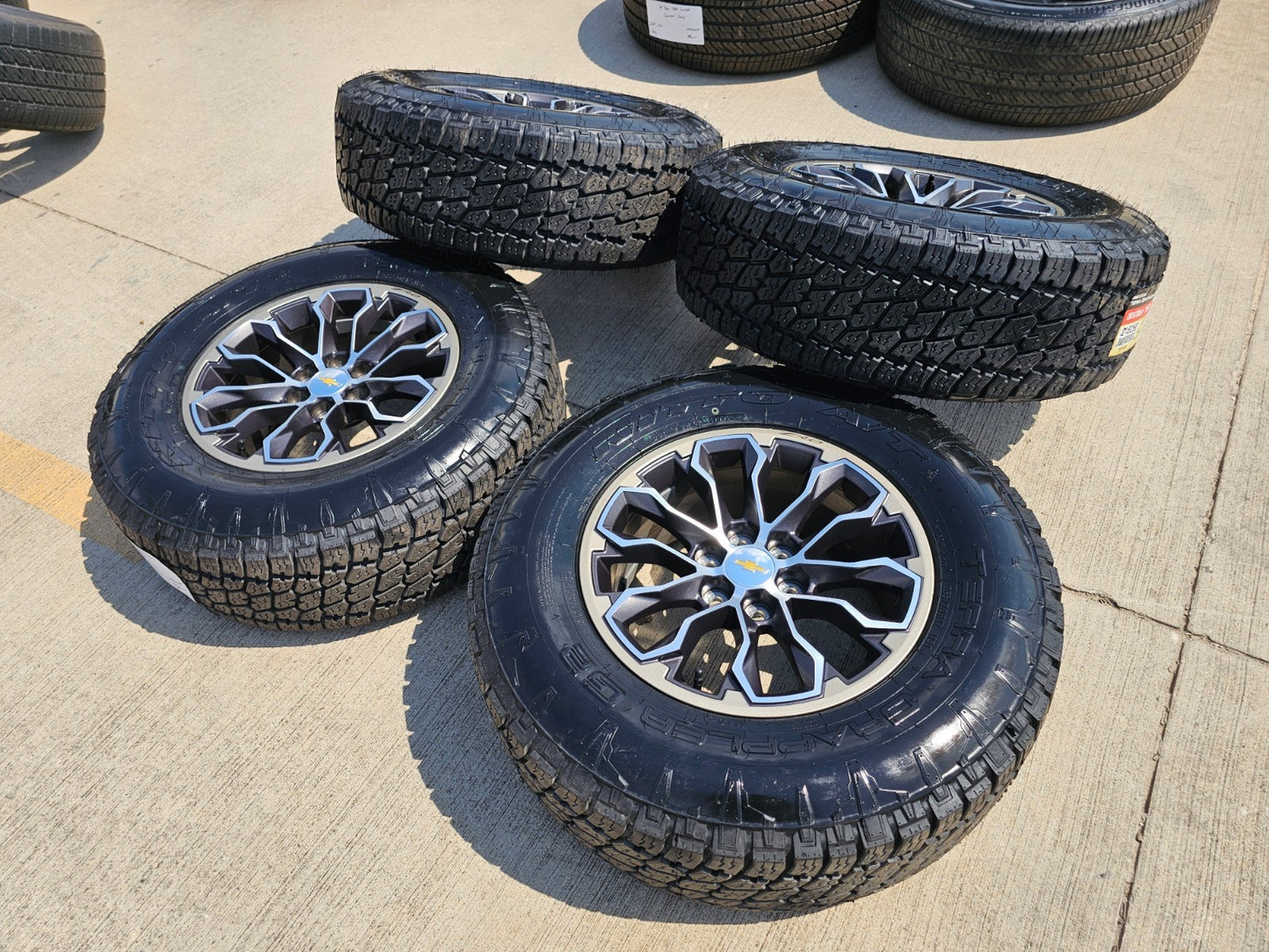 17" Chevy Colorado ZR2 OEM 5891 wheels rims tires GMC Canyon NEW NITTO