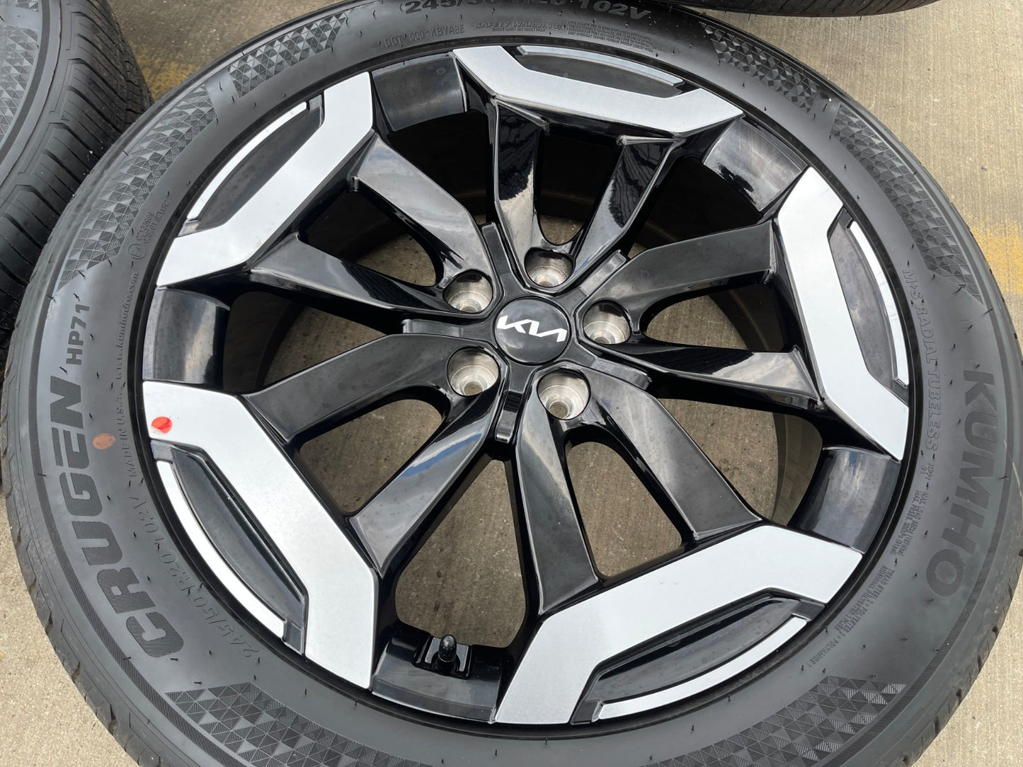 20" Kia Telluride X-PRO OEM 74716 wheels rims Sedona spare 2024 2025 2026 NEW