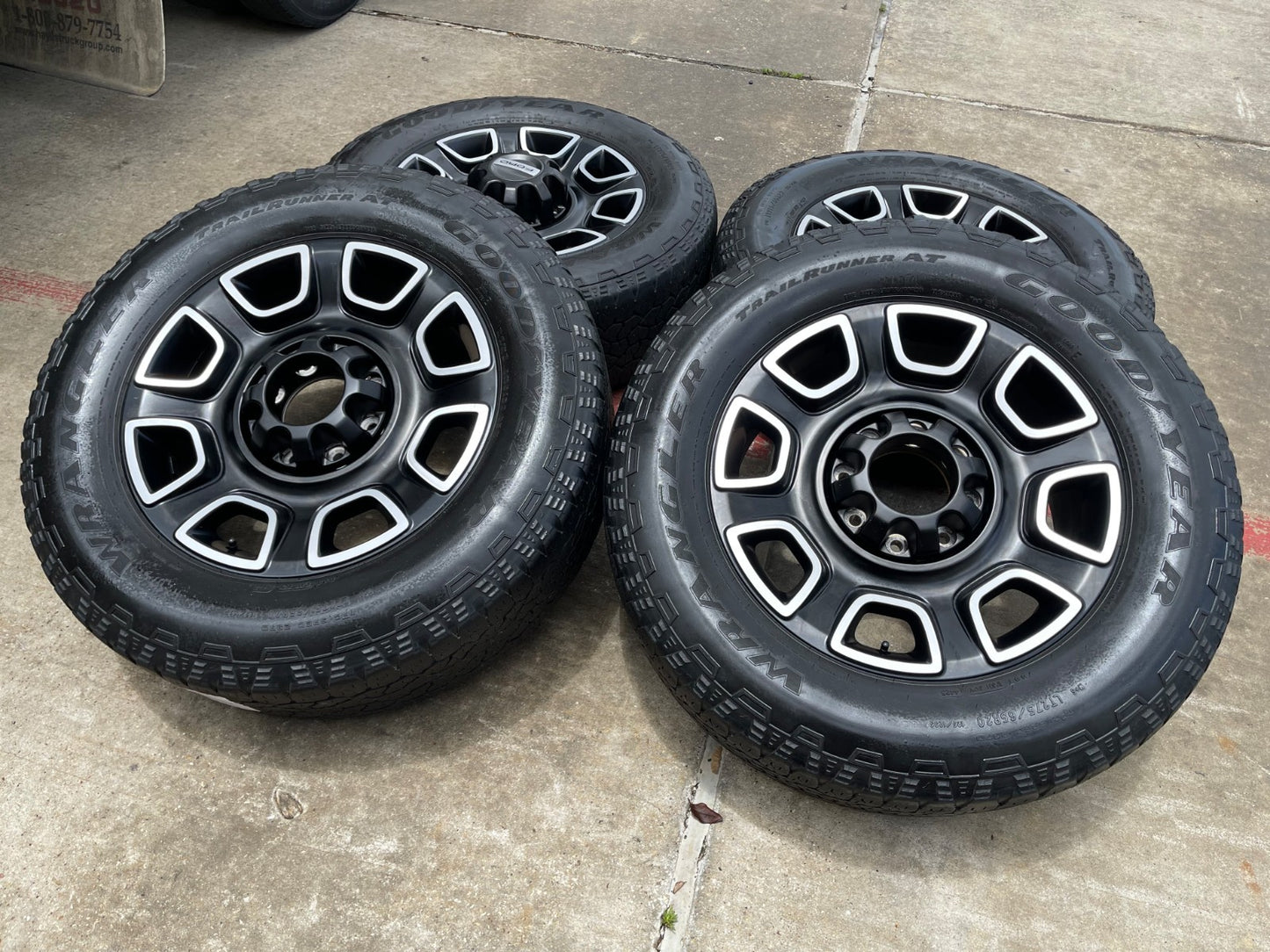 20" Ford F-250 F-350 OEM 10486 10301 Lariat Platinum wheels rims tires GOODYEAR