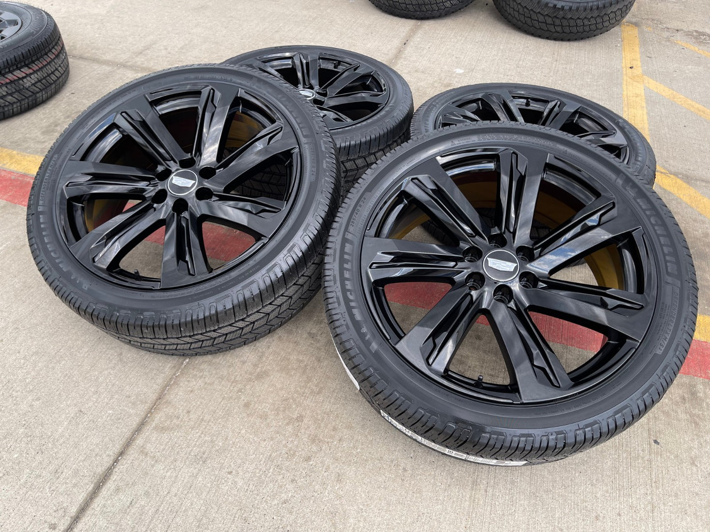24" Cadillac Escalade V OEM wheels rims black SET 2025 2026 2027 NEW MICHELIN