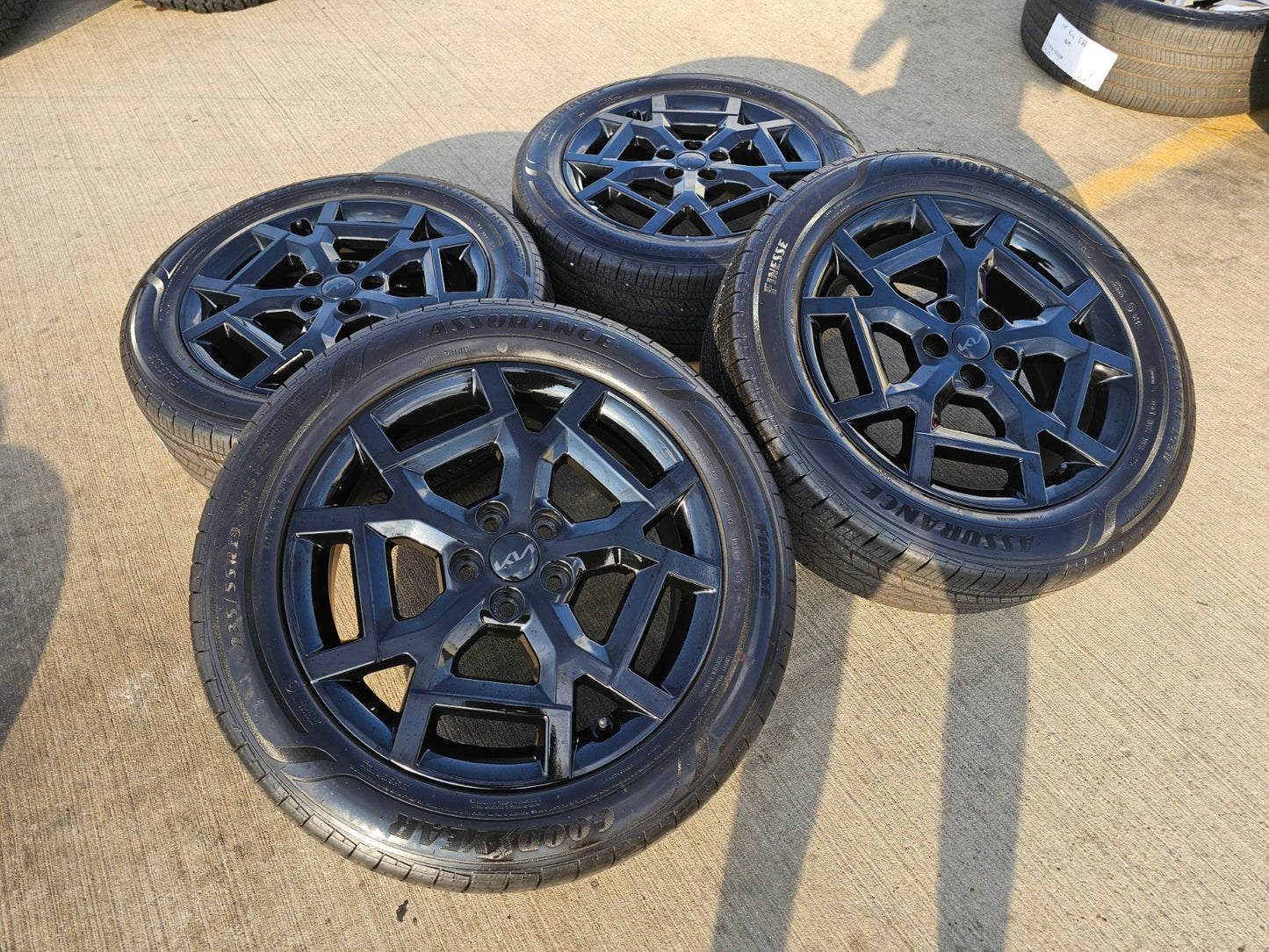 19" Kia Carnival Sorento OEM 94045 wheels rims Stinger K4 K5 2025 2026 2027 NEW