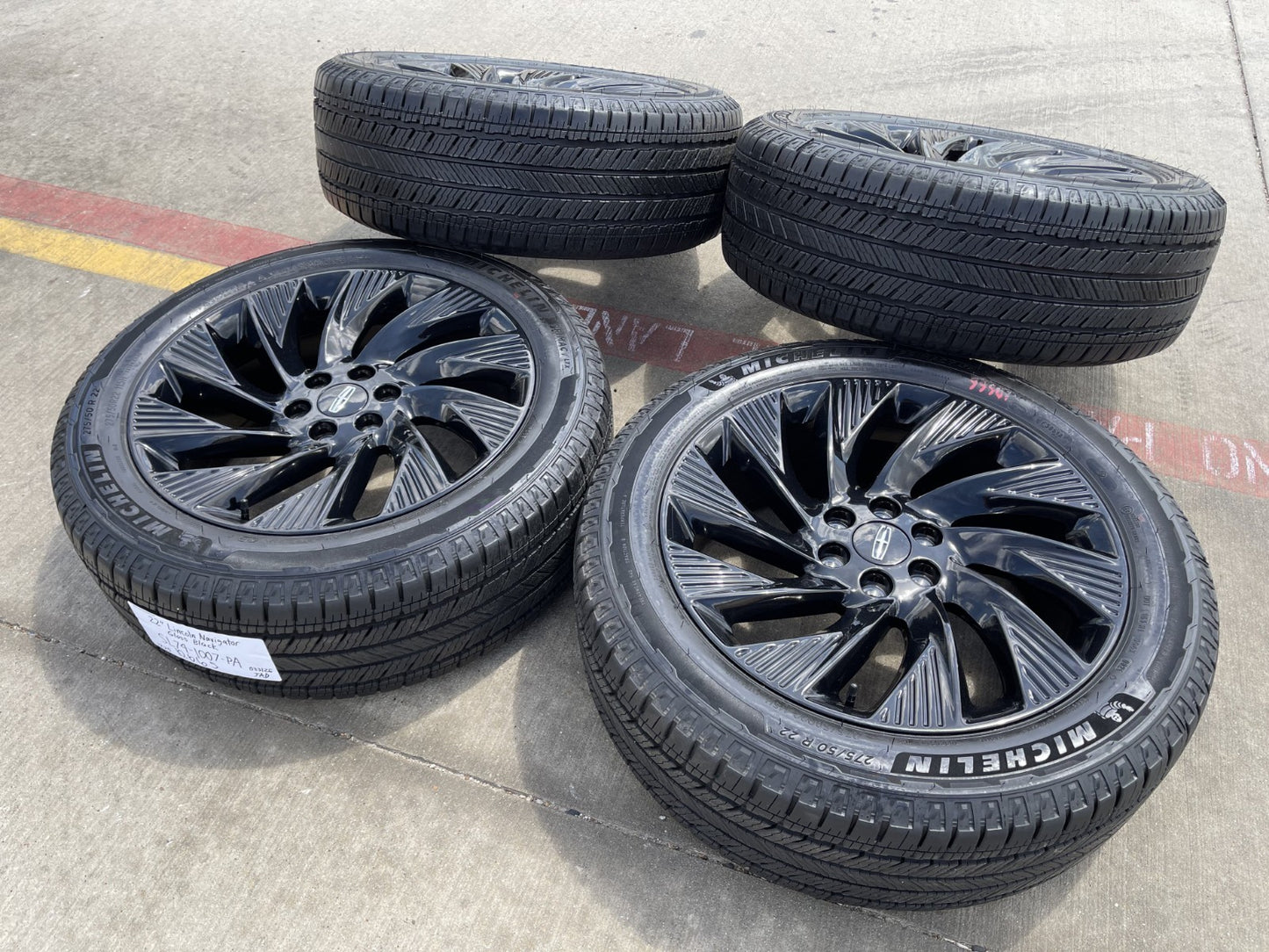22" Lincoln Navigator OEM 10665 rims wheels BLACK LABEL 2025 2026 MICHELIN