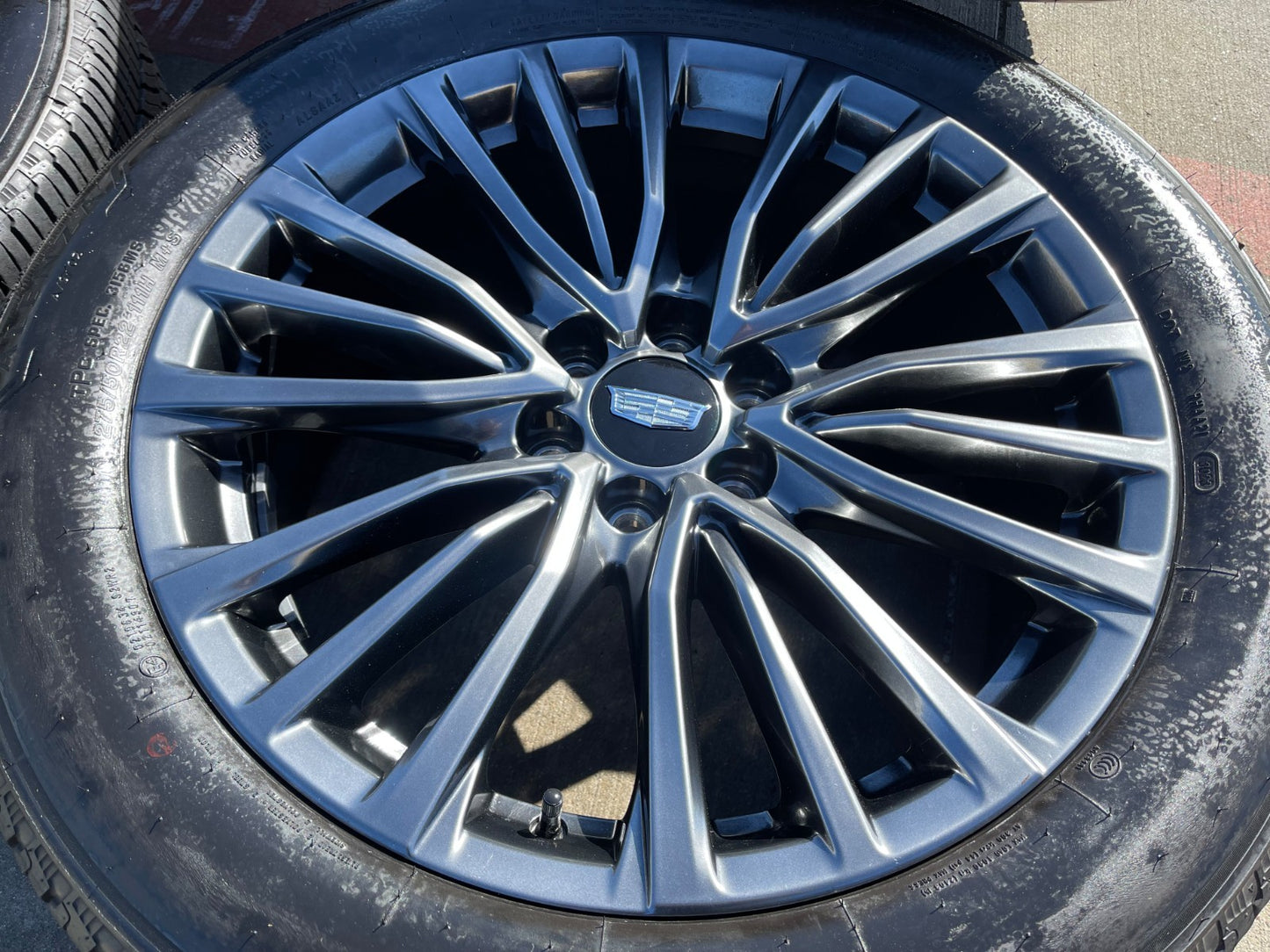 22" Cadillac Escalade V Platinum OEM 4883 95479 wheels rims 2023 2024 2025 2026