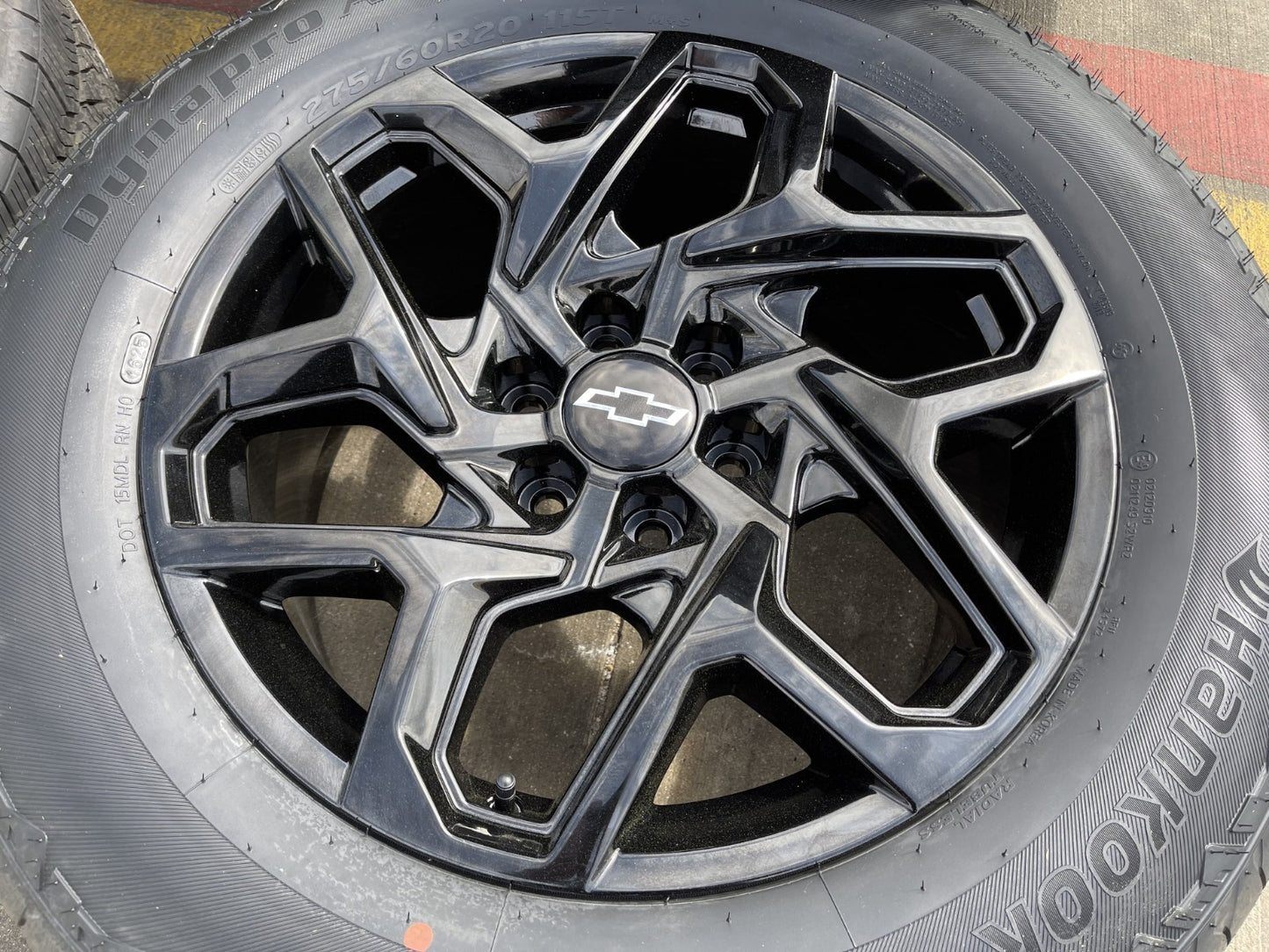 20" GMC Sierra Yukon AT4 Tahoe Silverado 95369 OEM wheels rims HANKOOK NEW 2026
