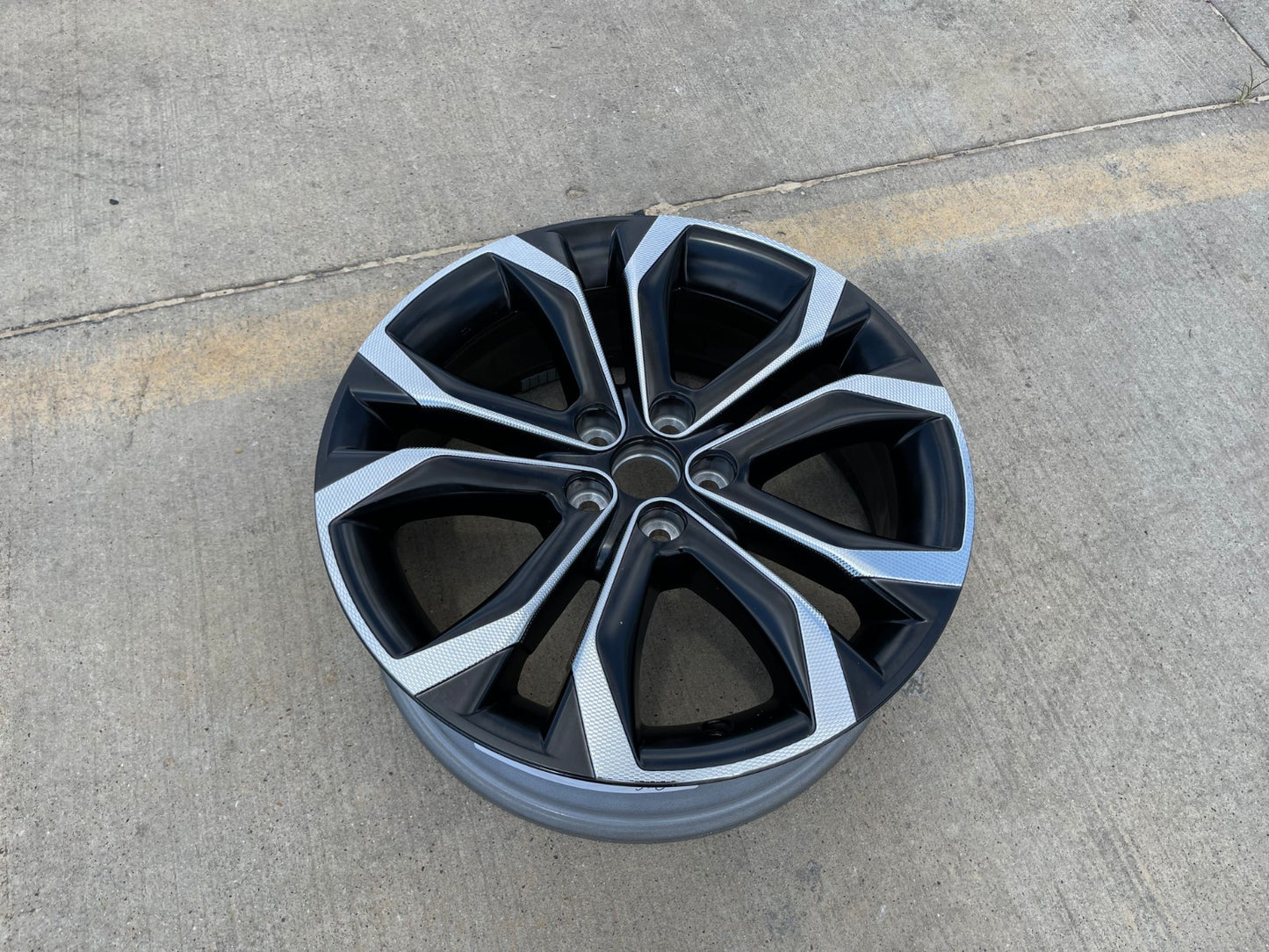20" Toyota Sienna OEM 69167 rim wheel Venza Rav4 CH-R 2022 2023 2024 2025 2026
