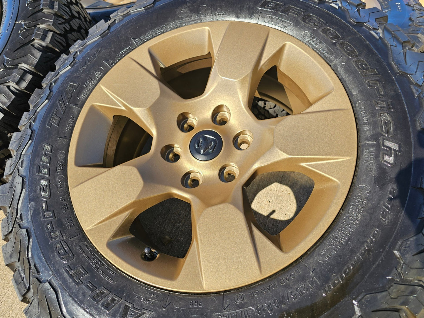 18" Ram 1500 OEM wheels rims Bronze 2669 Jeep Wagoneer 2025 2026 NEW BFG KO2