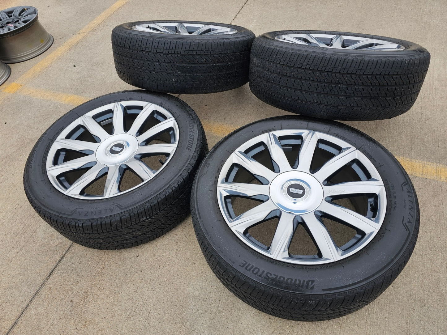 22" Cadillac Escalade Platinum OEM ORIGINAL 95078 4874 wheels rims BRIDGESTONE