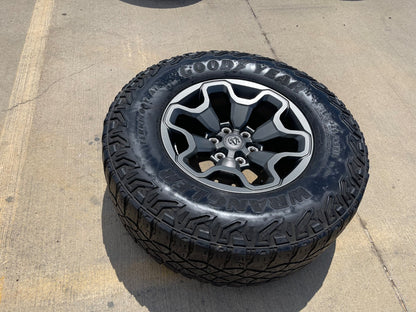 18" Dodge Ram 1500 TRX RHO Gray OEM 66002 wheel rim TERRITORY A/T 35"