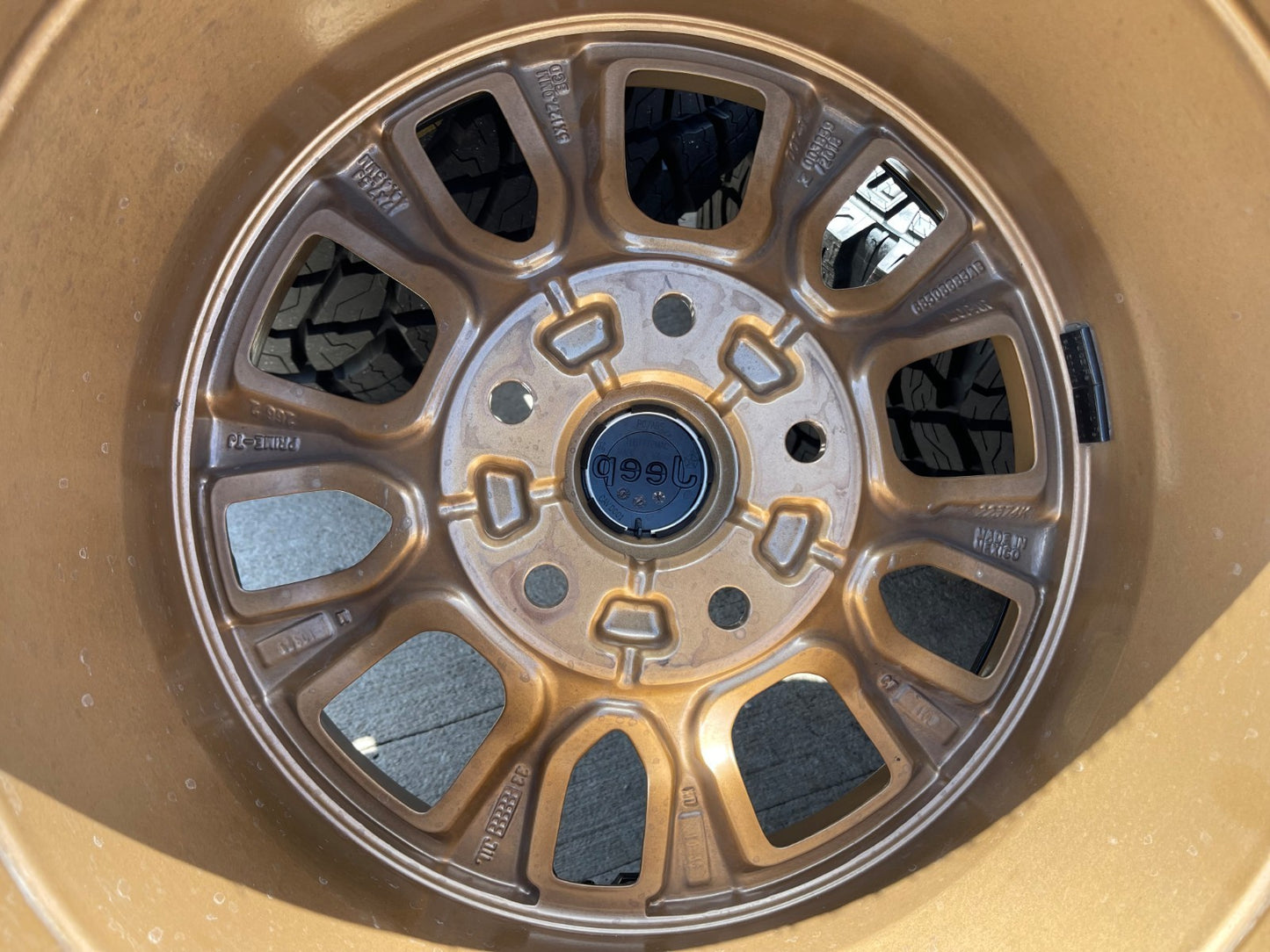NEW 17" Jeep Wrangler 392 Gladiator Rubicon OEM BEADLOCK wheels rims 9304 95240