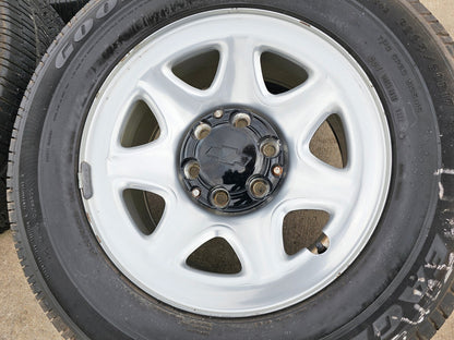 17" Chevy Tahoe PPV OEM Police Package 8111 wheels rims tires