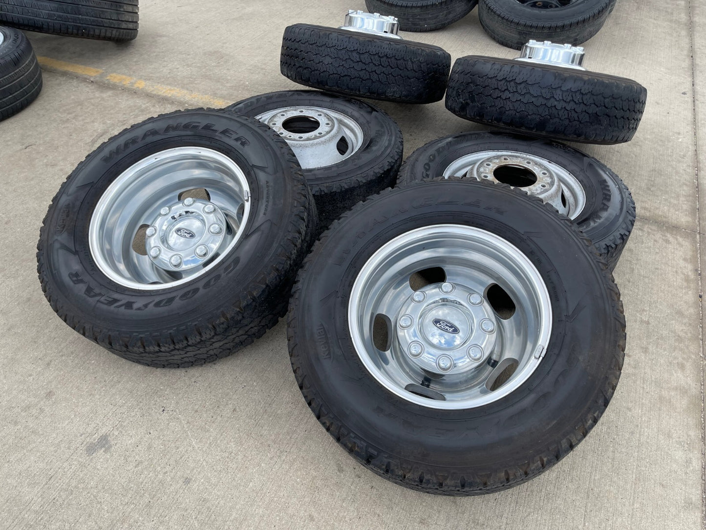 17" Ford F-350 Dually OEM 14077 14078 rims wheels 2023 2024 2025 GOODYEAR