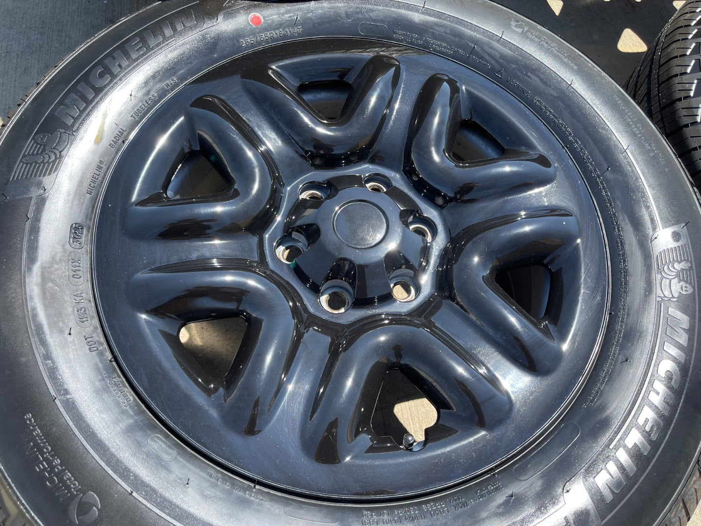 18" Toyota Tundra TSS TRD OEM 99083 75275 wheels rims Sequoia LX600 MICHELIN NEW