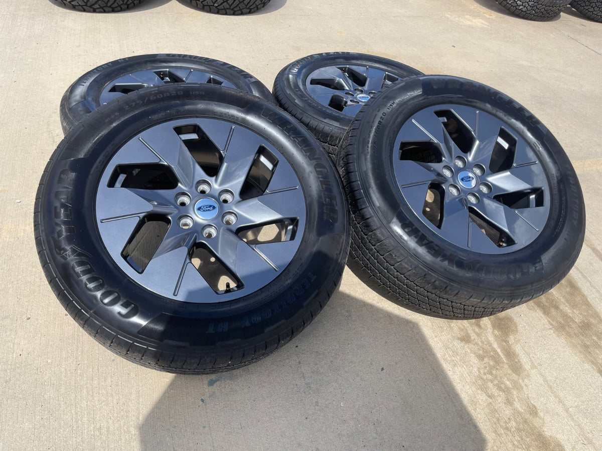 20" Ford F-150 LIMITED OEM rim wheel tire 10471 Expedition GOODYEAR spare single