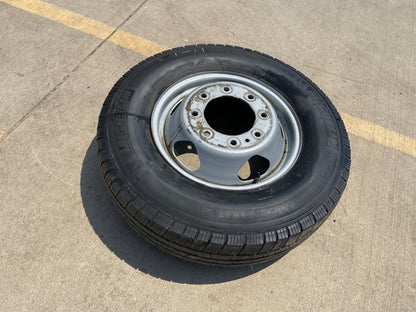 (1) 17" Chevy Silverado GMC Sierra 3500 Dually rim wheel OEM 8094 SINGLE