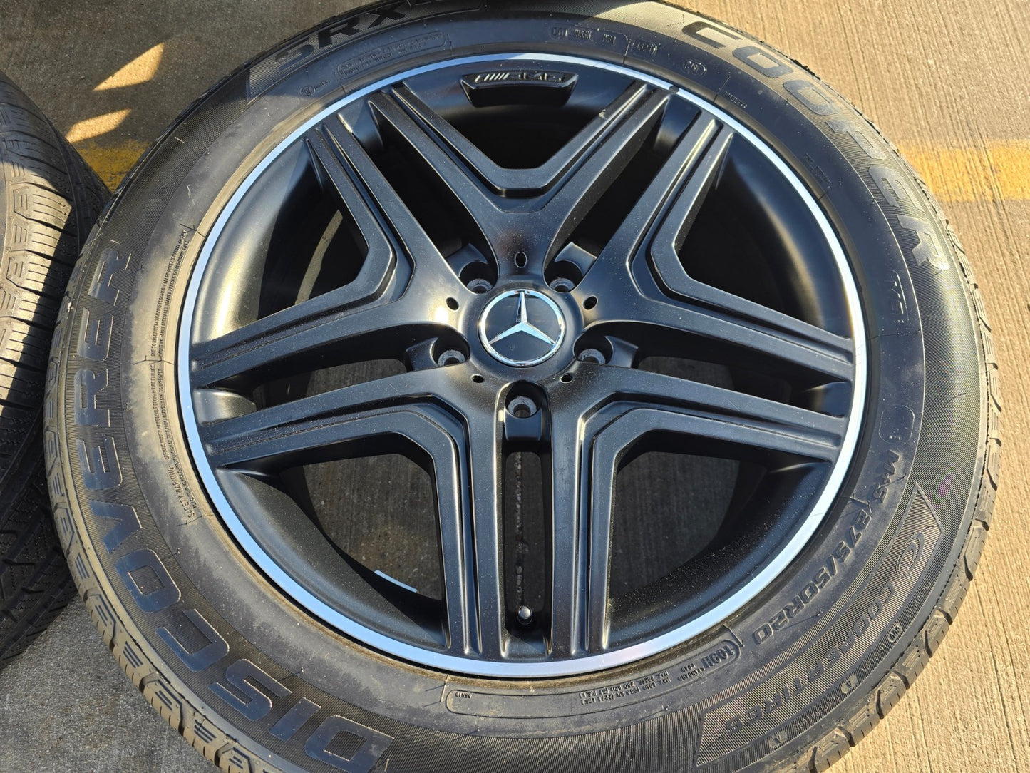 20" Mercedes G Wagon G63 AMG OEM 85326 black wheels rims tires NICE