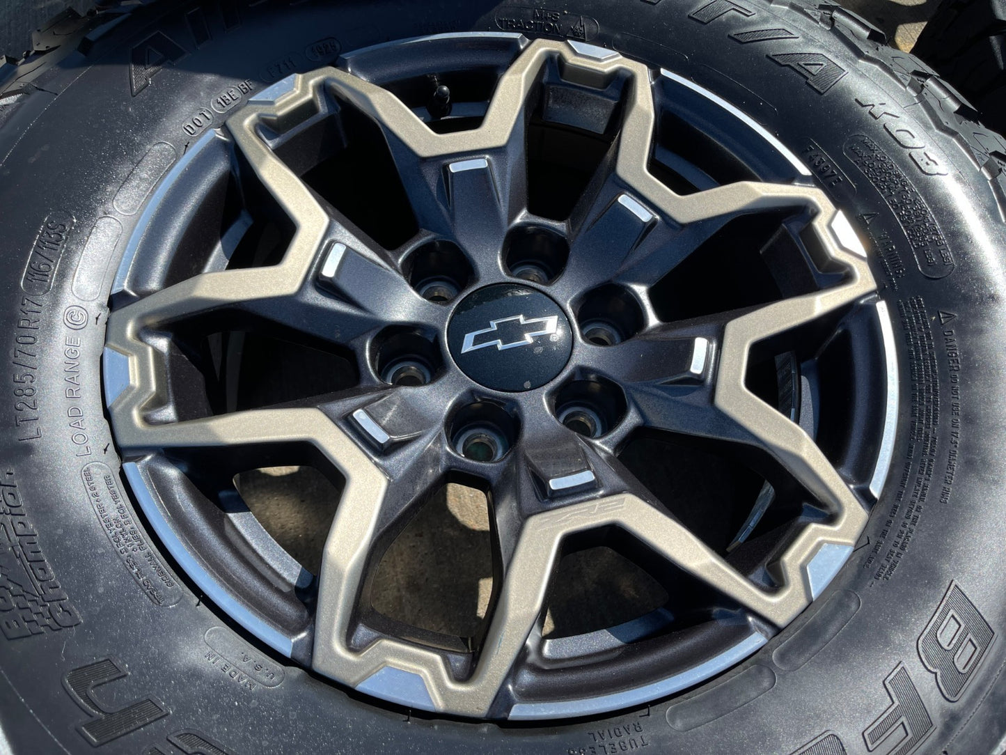 17" Chevy Silverado ZR2 OEM 95751 Beadlock wheels rims Colorado Sierra NEW