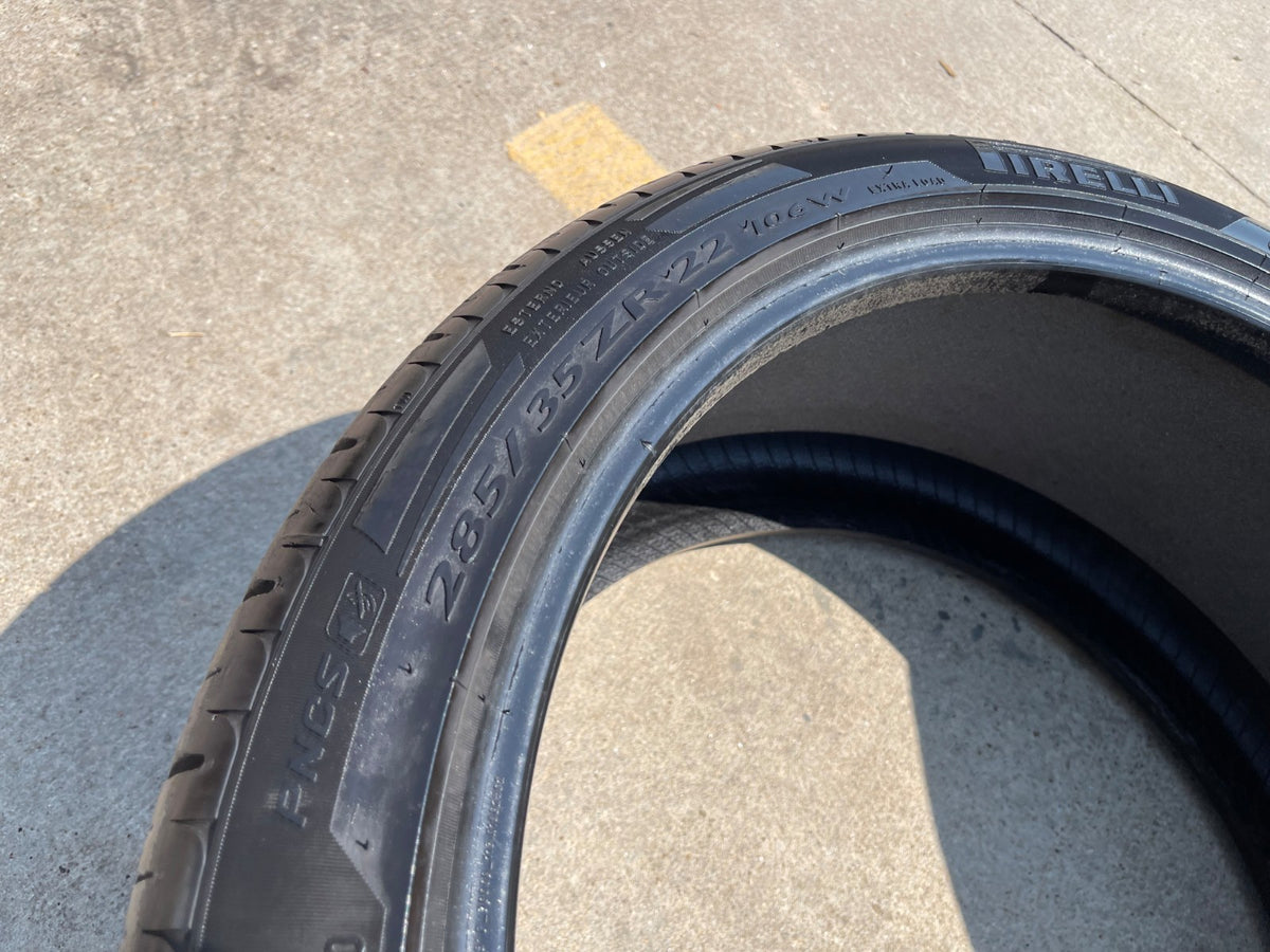 (1) 285/35/22 Pirelli Scorpion Zero PNCS tire 285/35R22 106W XL
