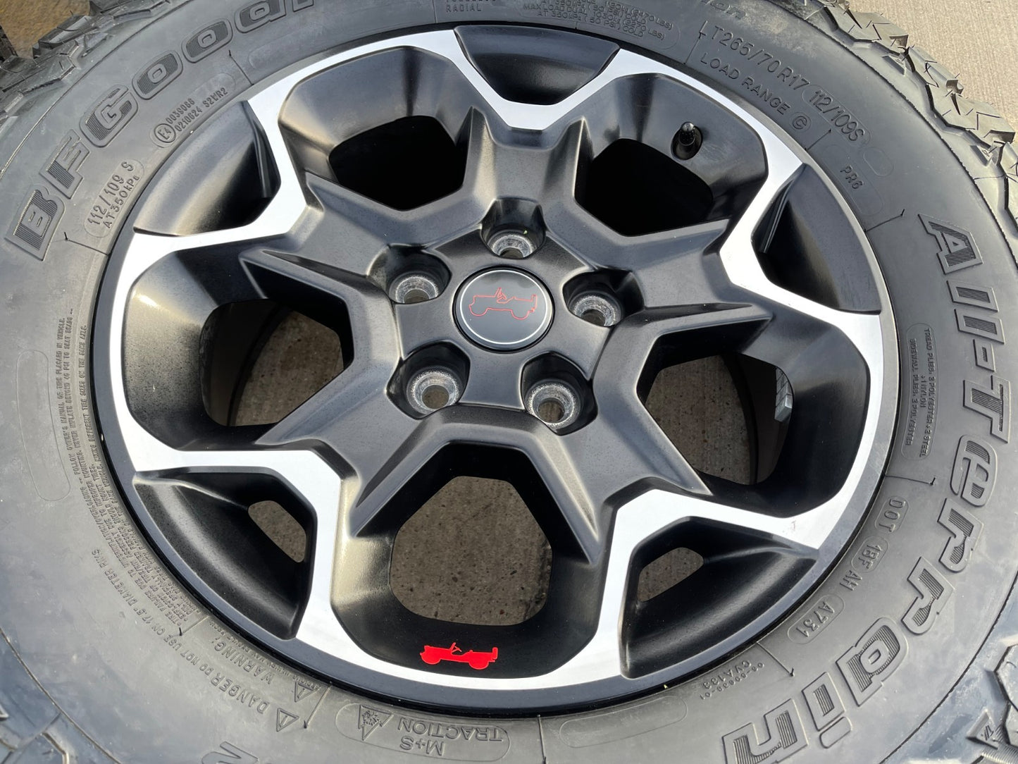 17" Jeep Wrangler Rubicon OEM wheels rims Gladiator 96832 9282 BFG KO2 A/T NEW