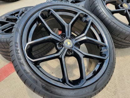 19" Lamborghini Huracan LP580 OEM wheels rims tires OE Kari