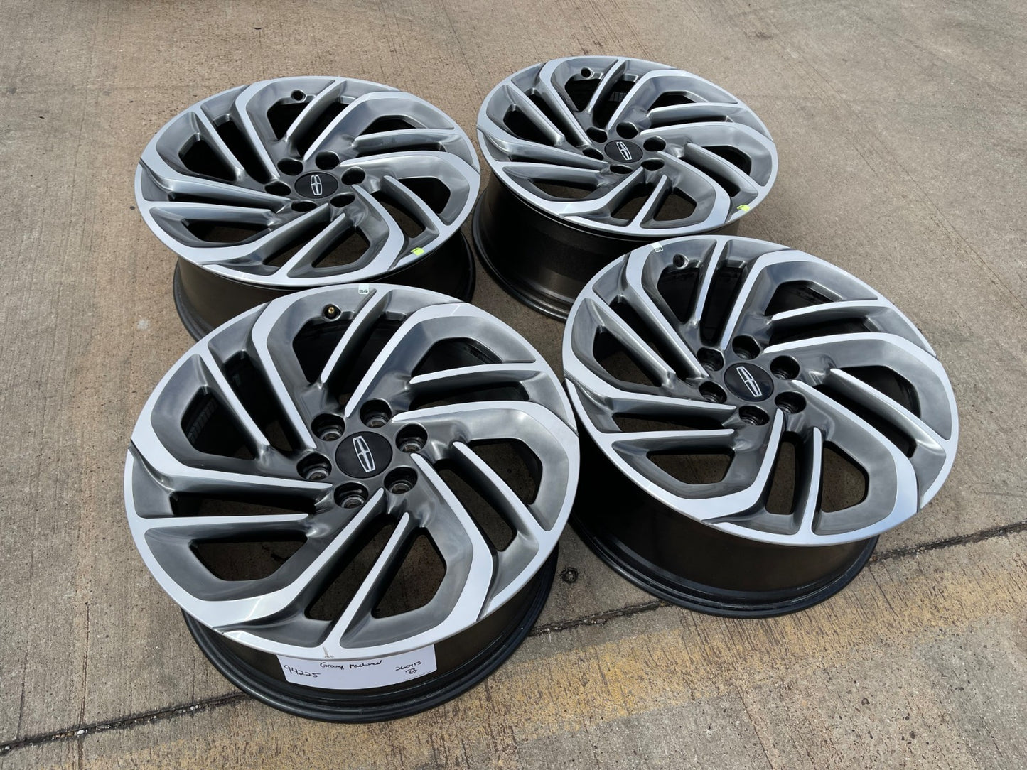 22" Lincoln Navigator OEM 94225 rims wheels BLACK LABEL 2024 2025 2026 2027