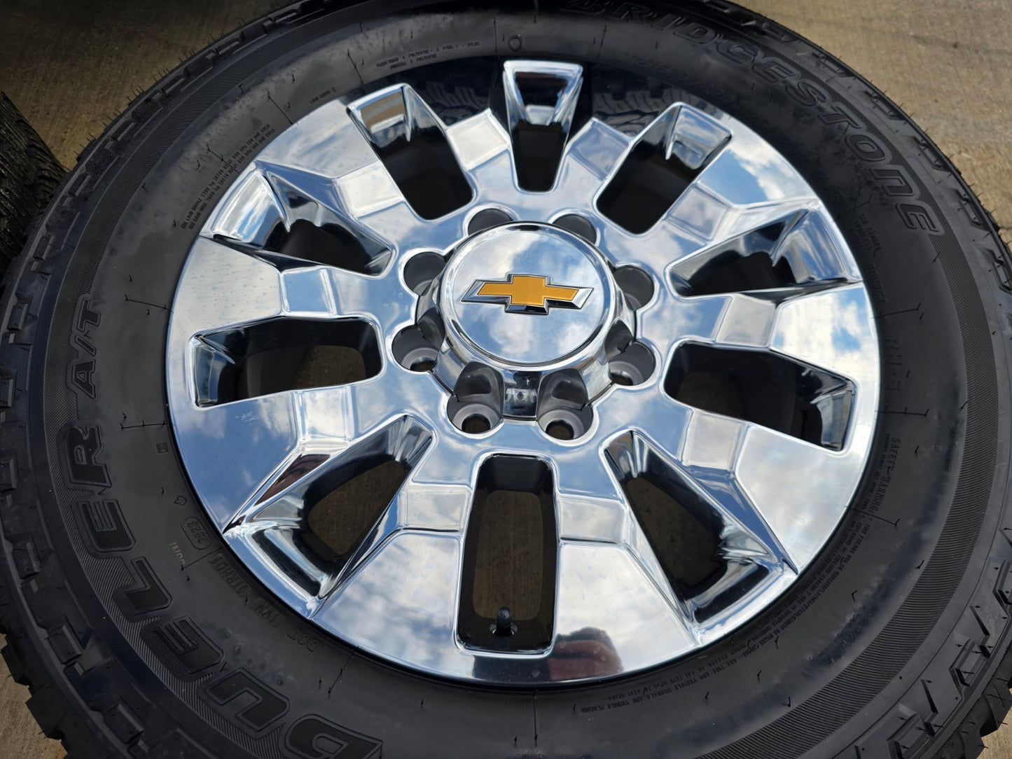 20" Chevy Silverado GMC Sierra 2500 3500 OEM 5960 5947 CHROME wheels rims