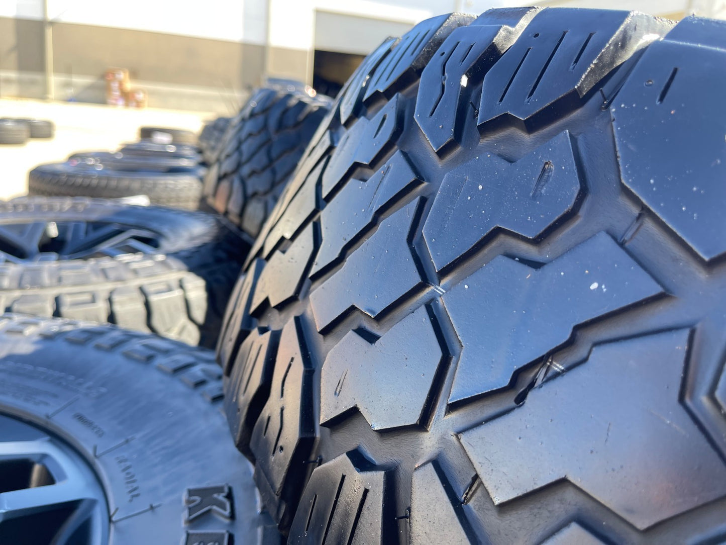 17" Ford F-150 Raptor OEM 10115 rims wheels tires KENDA R/T 37"
