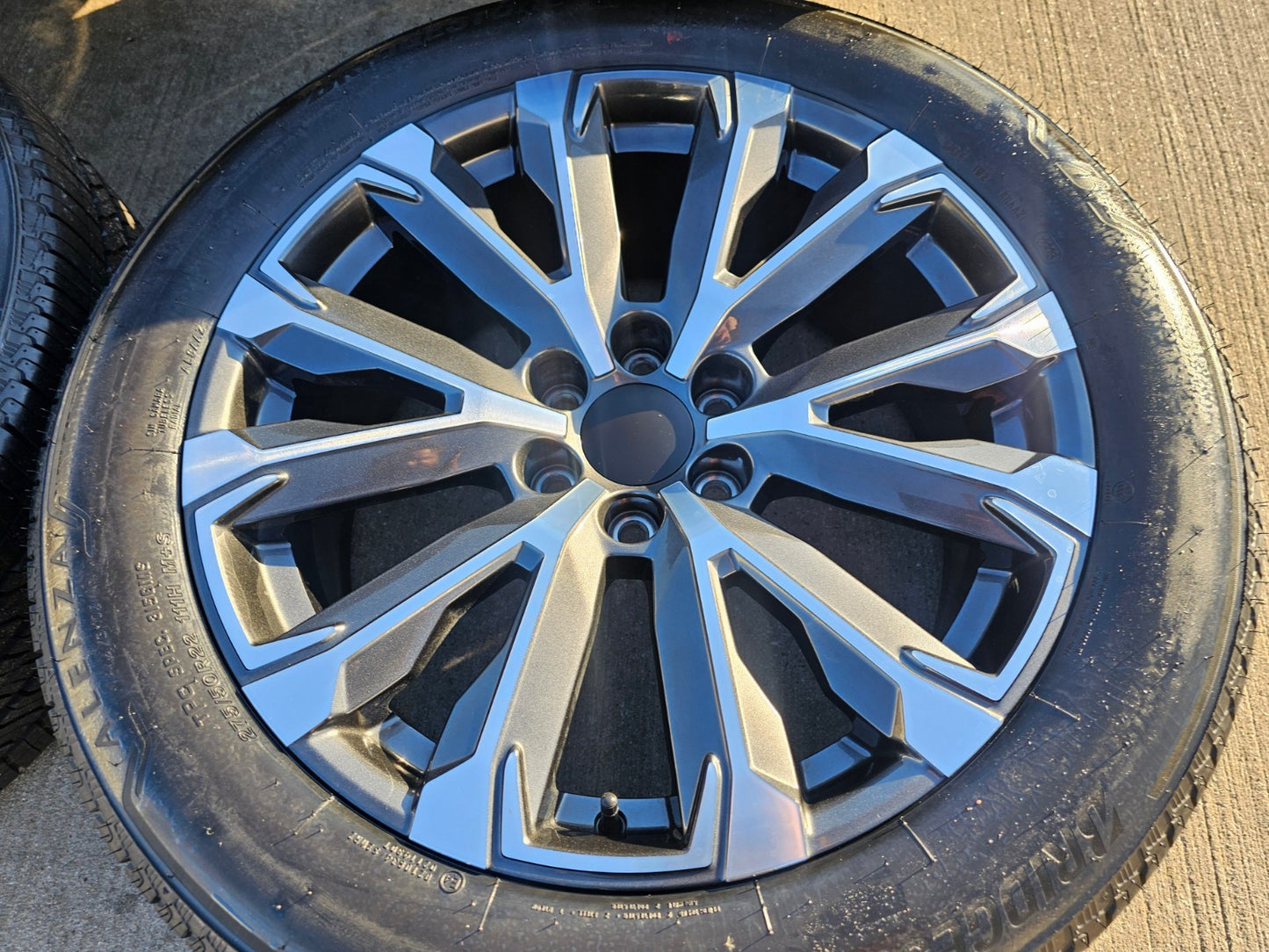 22" Chevy Tahoe Silverado Suburban OEM wheels rims 2023 2024 2025 2026 2027 NEW