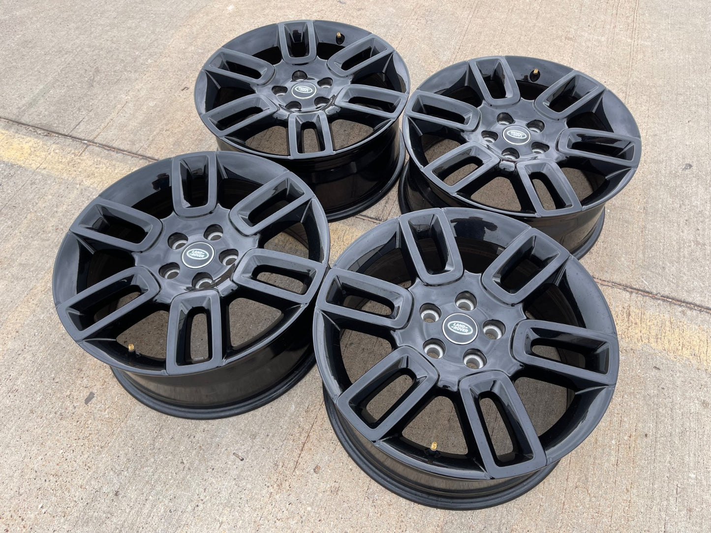 (5) 19" Land Rover DEFENDER Range Rover OEM 72350 wheels rims 2024 2025 2026 NEW