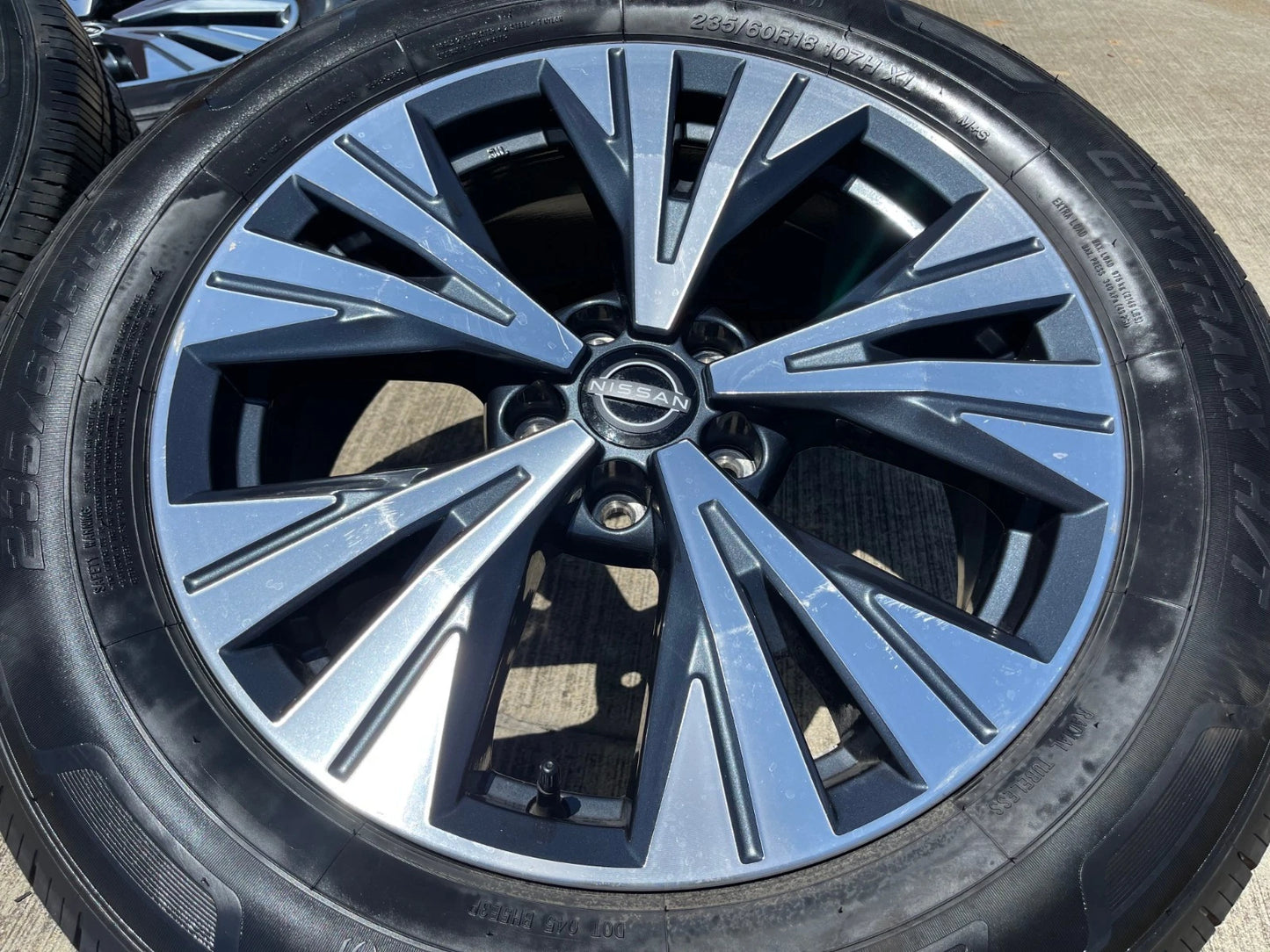 18" Nissan Murano Pathfinder FX35 FX45 QX60 OEM 62828 wheels rims 2023 2024 2025