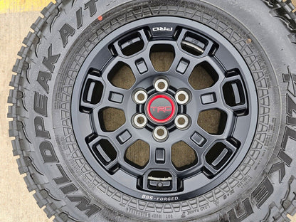 18" Toyota Tundra TRD BBS FORGED OEM black 95458 wheels rims Sequoia 35"