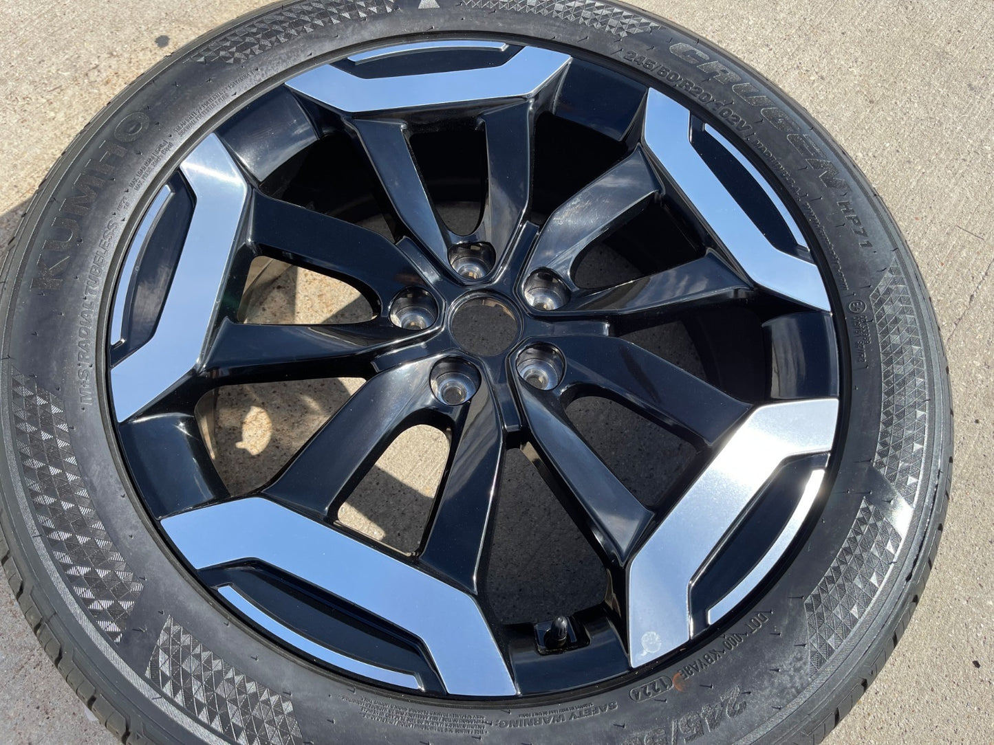 20" Kia Telluride X-PRO OEM 74716 wheel rim tire Sedona spare 2024 2025 2026 NEW