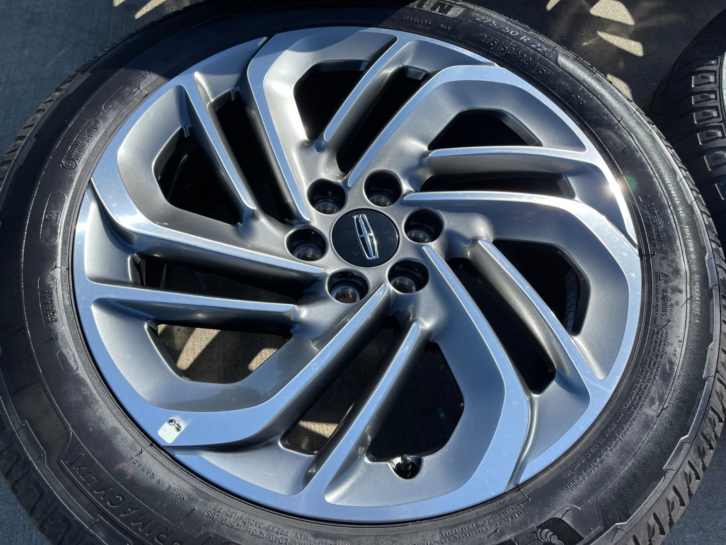 22" Lincoln Navigator OEM 94225 rims wheels BLACK LABEL 2025 2026 MICHELIN