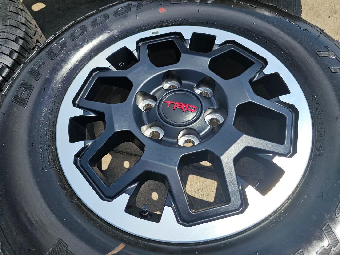 17" Toyota Tacoma 4Runner TRD OEM 10638 95893 42611 wheels rims 2025 2026 NEW