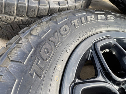 (5) 18" AEV SALTA GMC Sierra AT4X Chevy Silverado OEM rims wheels TOYO A/T3