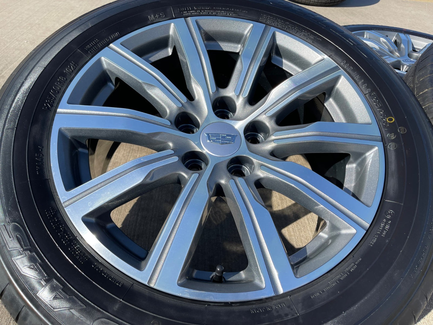 18" Cadillac XT4 OEM 4820 wheels rims 2023 2024 2025 2026 NEW