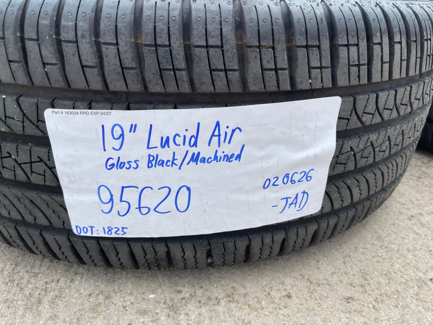 19" Lucid Air OEM Grand Touring 95620 OEM wheels rims 2025 2026 2027 PIRELLI