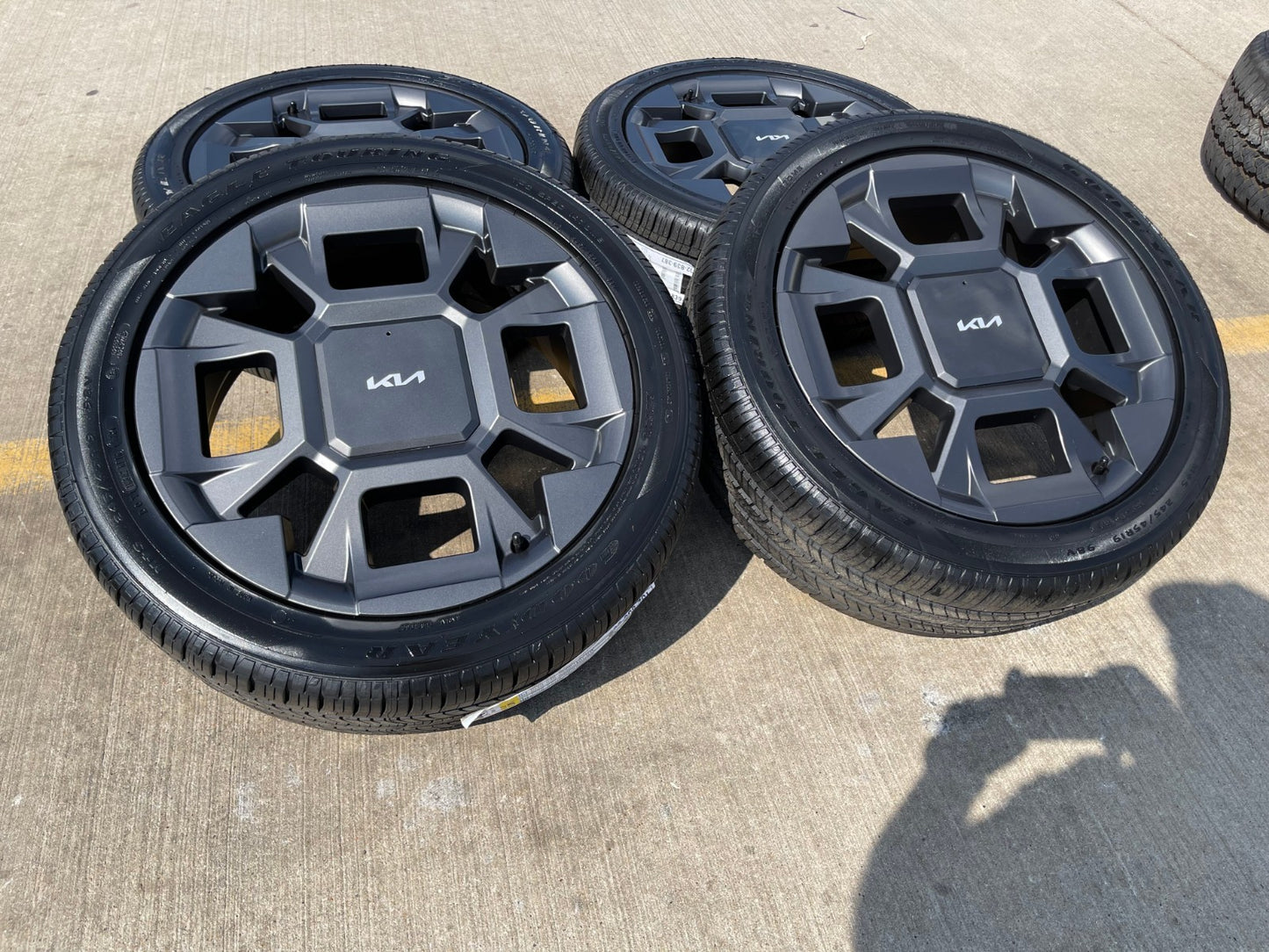 19" Kia K4 K5 OEM wheels rims 95983 Carnival Sonata Stinger Forte 2024 2025 NEW