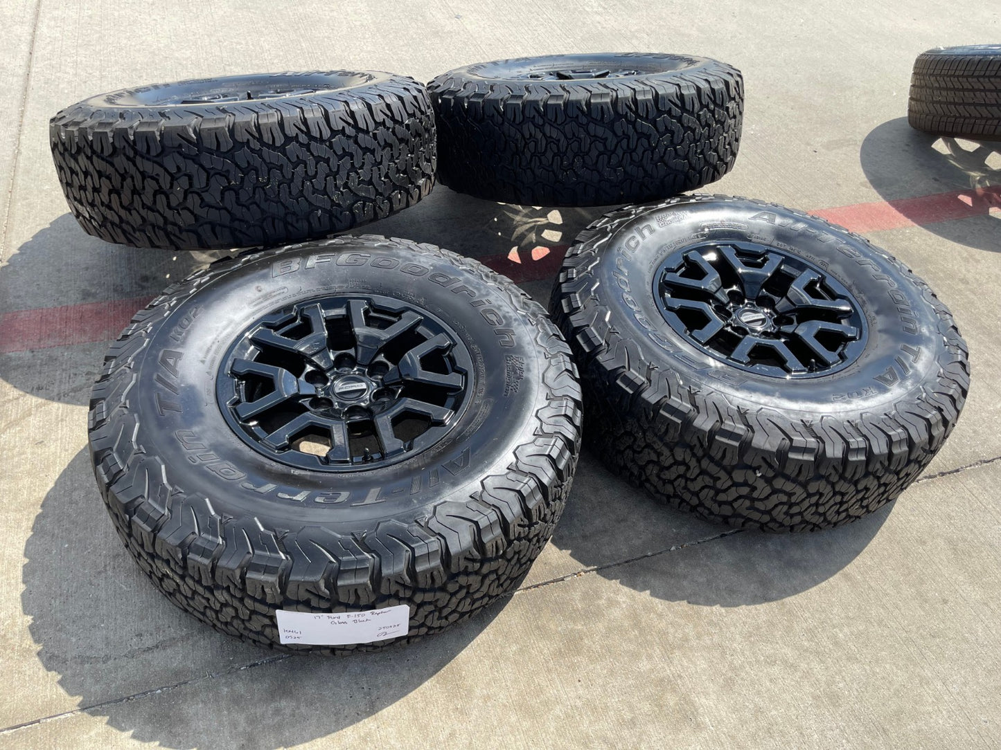 17" Ford F-150 Raptor Bronco OEM rims wheels 10461 tires 37" BFG