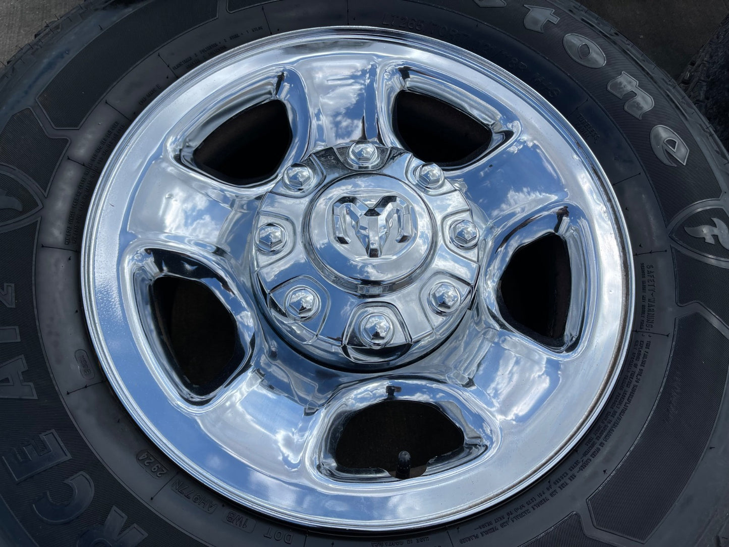 17" Ram 2500 3500 Laramie Power Wagon OEM 2186 wheels rims FIRESTONE A/T2