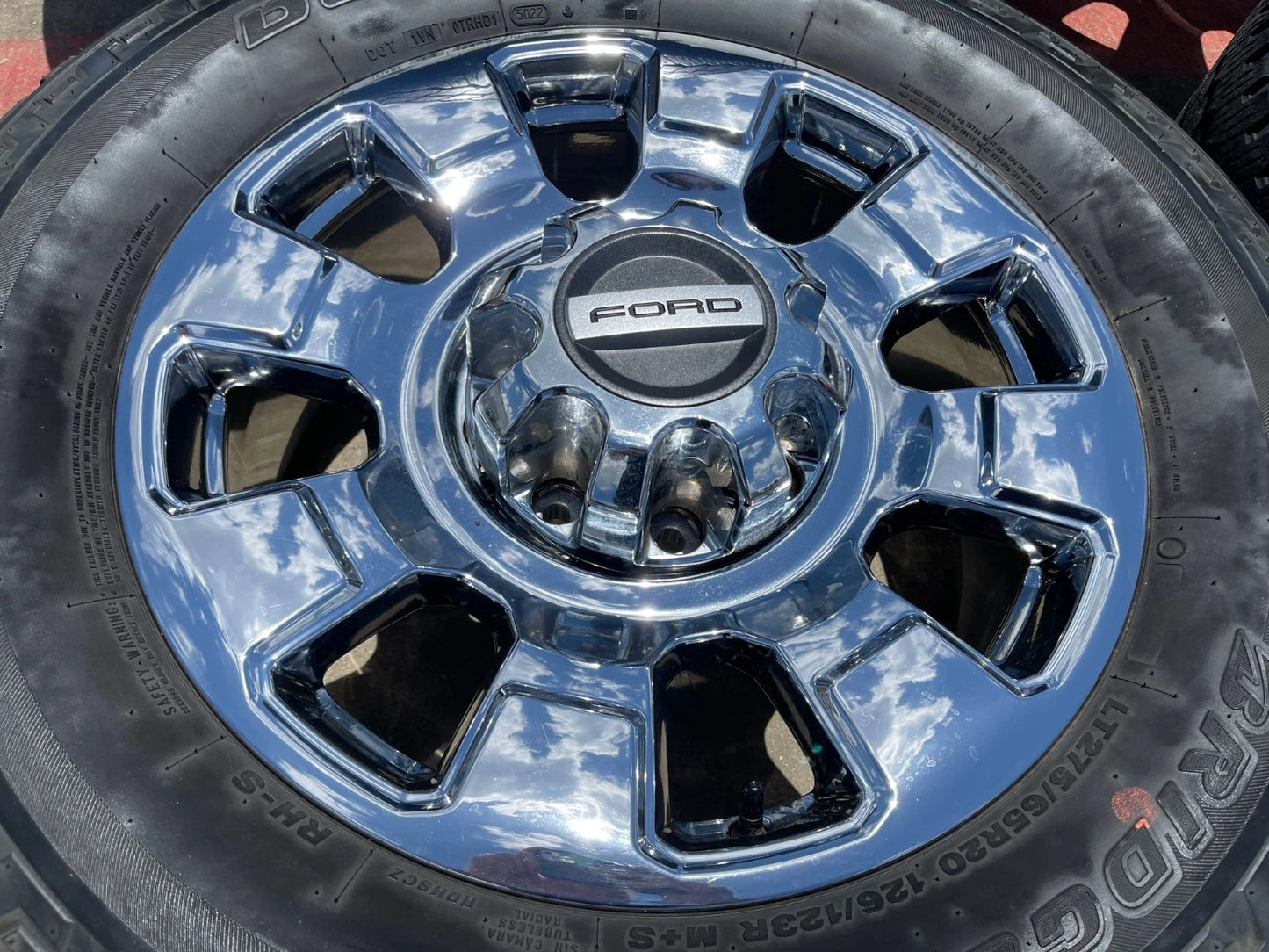 20" Ford F-250 F-350 OEM chrome Lariat wheels rims 10295 25085 10552 2024 2025