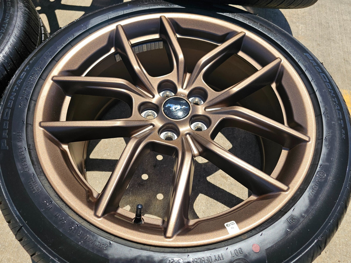 19" Ford Mustang GT Performance Track Pack OEM wheels rims Bronze 2025 TPMS NEW