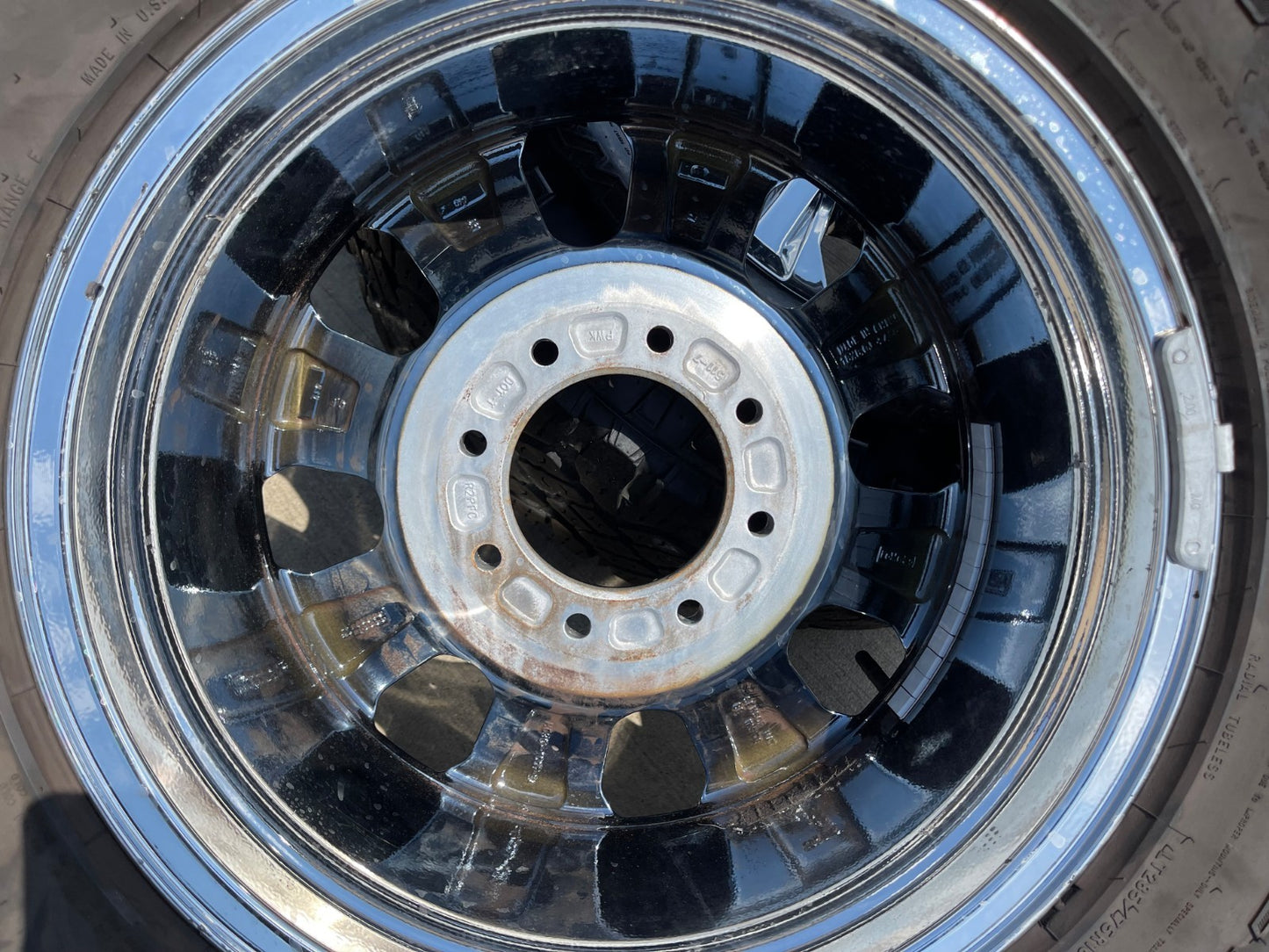 18" Ford F-250 F-350 TREMOR OEM CHROME rims wheels 10097 tires GOODYEAR 35"