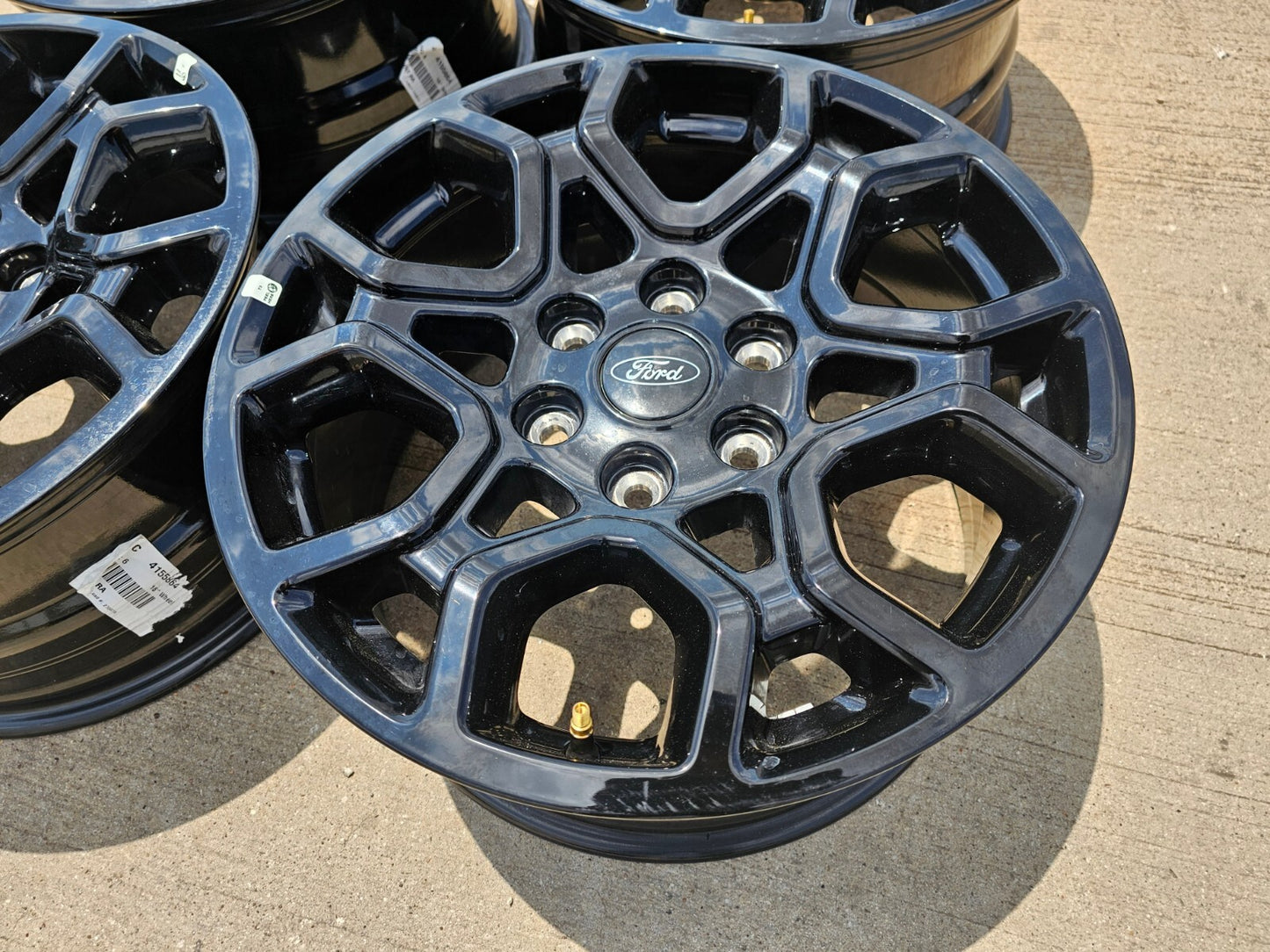 18" Ford F-150 OEM rims wheels 95049 10340 Expedition 2023 2024 2025 2026 NEW