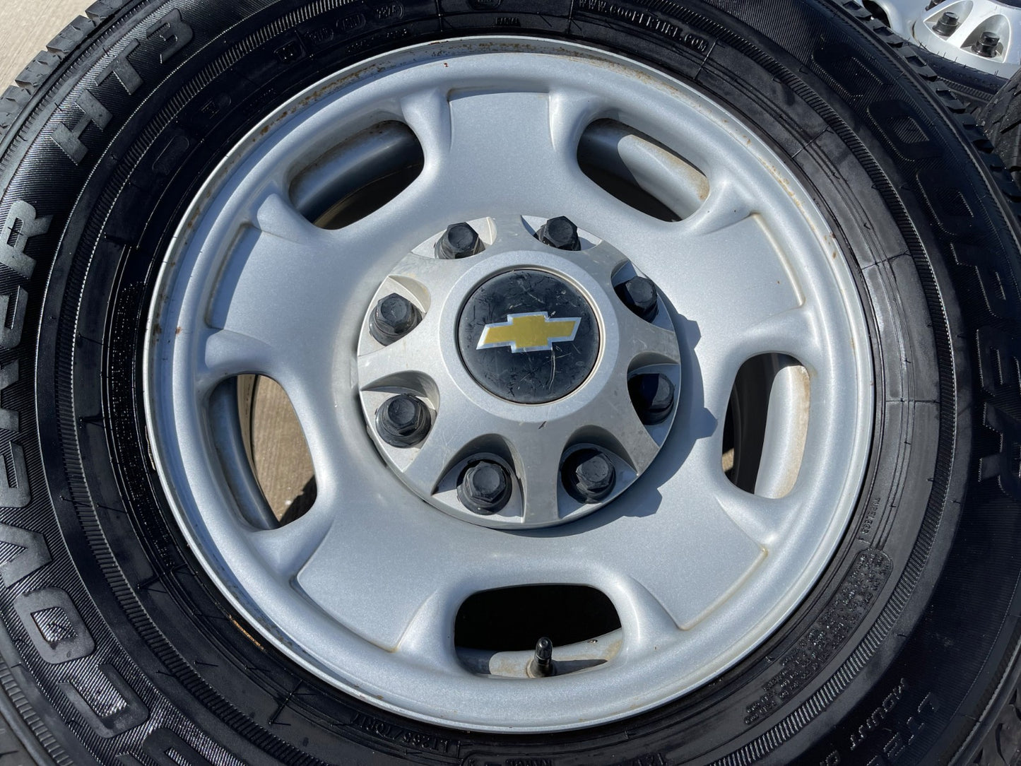 17" Chevy Silverado GMC Sierra 2500 OEM 8095 wheels rims SET tires COOPER HT3